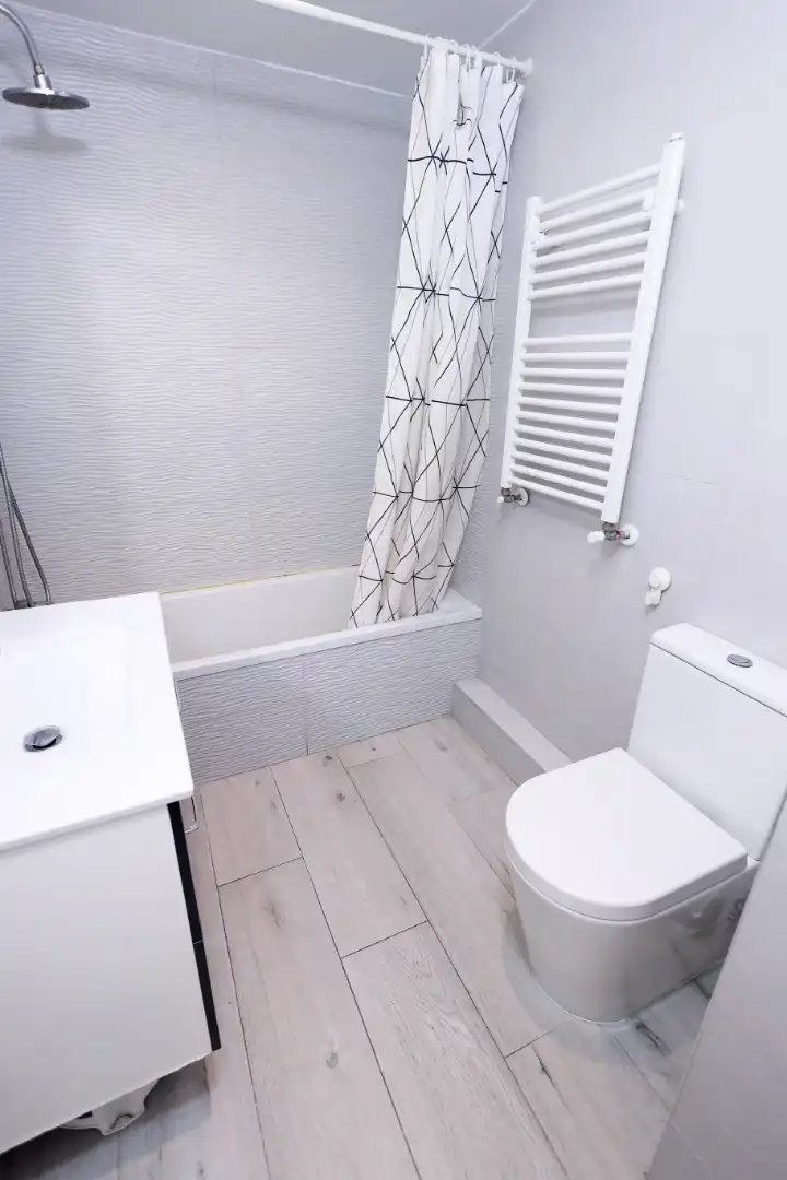 Baño de Piso en venta en Mejorada del Campo con Calefacción, Trastero y Amueblado