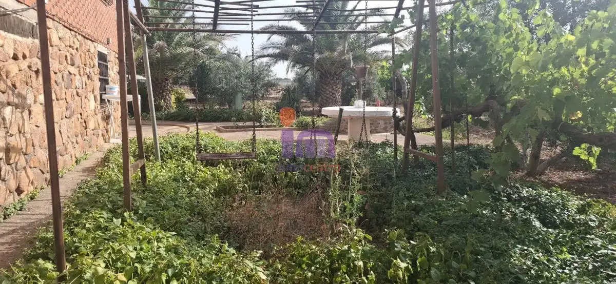 Casa o xalet en venda en Valdepeñas amb Jardí privat i Piscina
