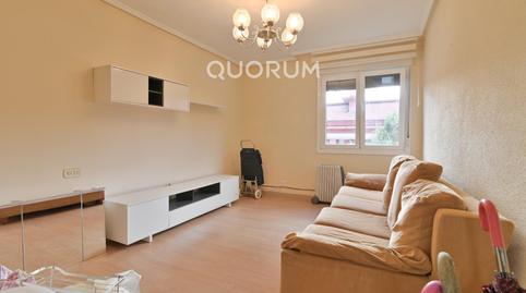 Foto 3 de Pis en venda a Calle Parroco Unceta, Santutxu - Basarrate, Bizkaia