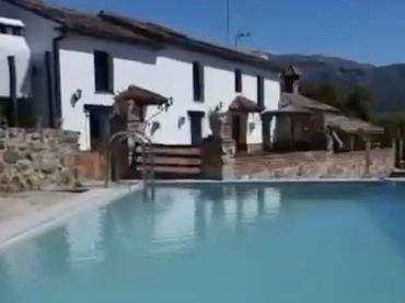 Maison rustique avec piscine à vendre à Cortes de la Frontera