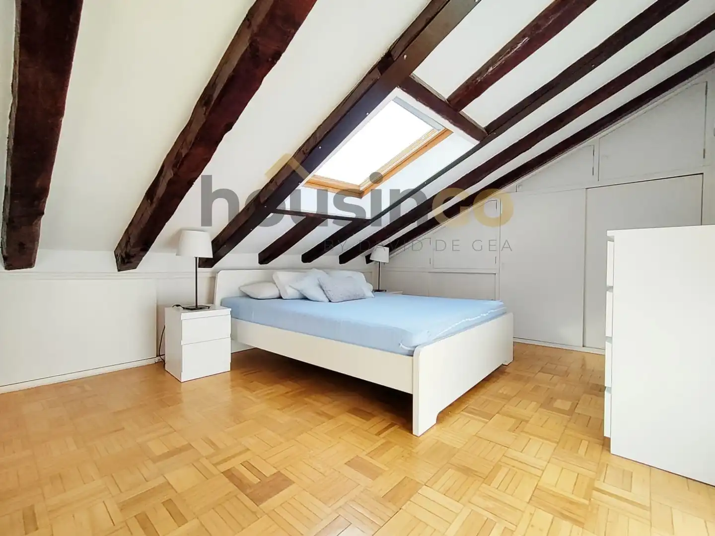 Bedroom of Duplexes for rent in Madrid  with Air Conditioner, Heating and Furnished