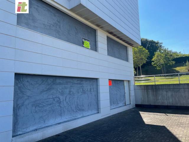 Local comercial en Venta en Urduliz