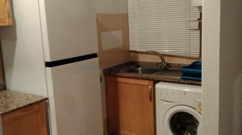 Apartamento con piscina comunitaria, en la provincia de Alicante, en la ciudad de Torrevieja. 2 habitaciones | 70 m² | 1 kilómetro, imatge 2