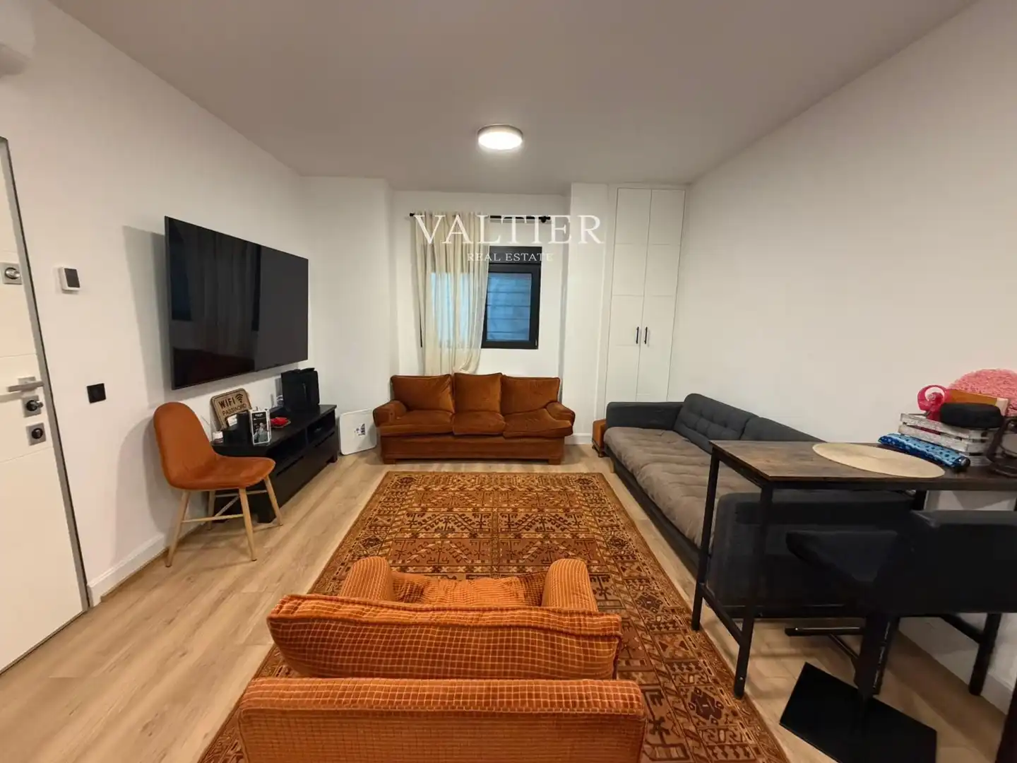 Sala de estar de Apartamento de alquiler en  Madrid Capital con Trastero y Amueblado