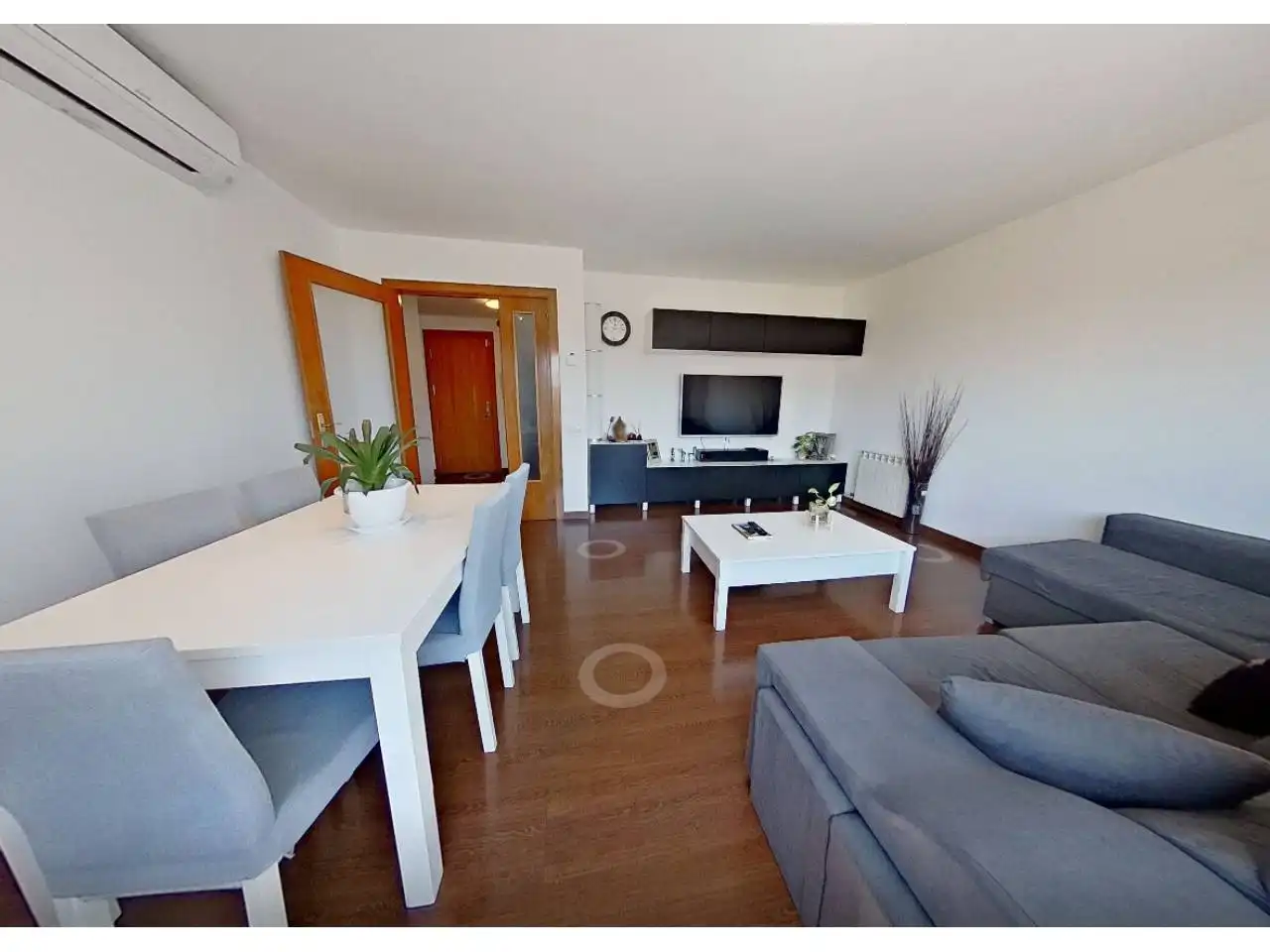 Sala de estar de Dúplex en venta en Terrassa con Terraza y Balcón