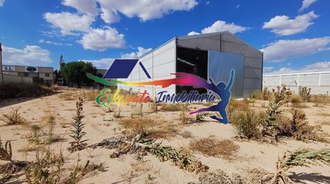 Foto 4 von Fabrikhallen zum Verkauf in Calle Ejutar, 17, Villacañas, Toledo