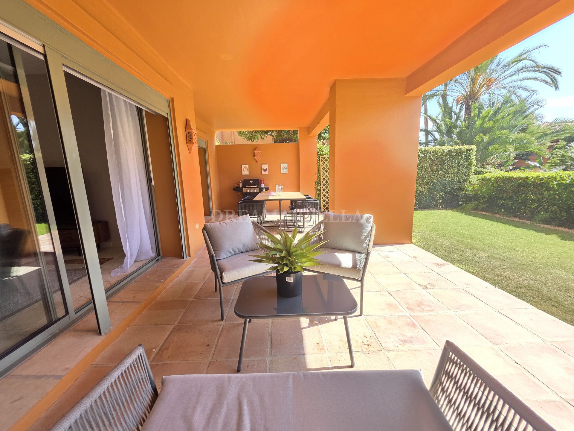 Garden of Planta baja for sale in Estepona  with Air Conditioner, Heating and Private garden