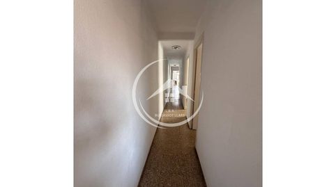 Foto 3 de Piso en venta en Avenida Pi y Margall, Zona Concordia, Burjassot
