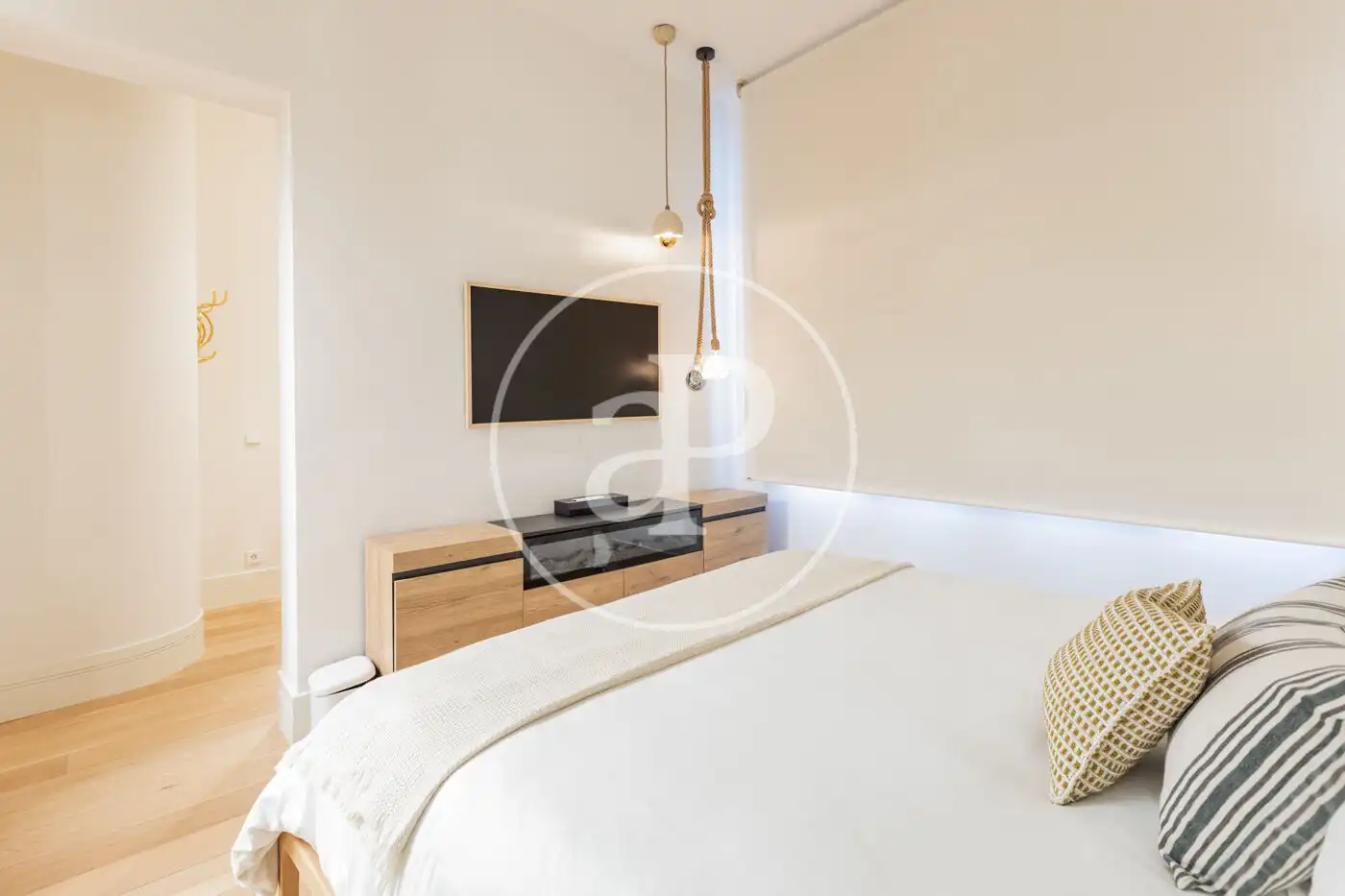Schlafzimmer von Wohnung zur Miete in Madrid mit Klimaanlage, Heizung und Privatgarten