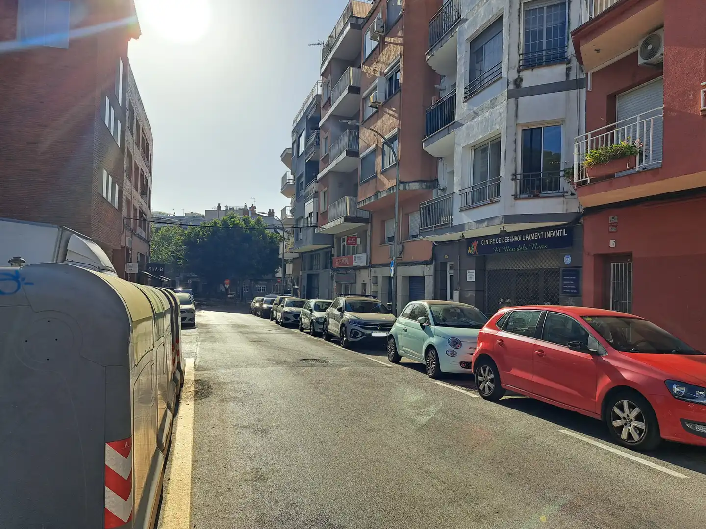 Vista exterior de Casa adosada en venta en Castelldefels con Terraza y Balcón