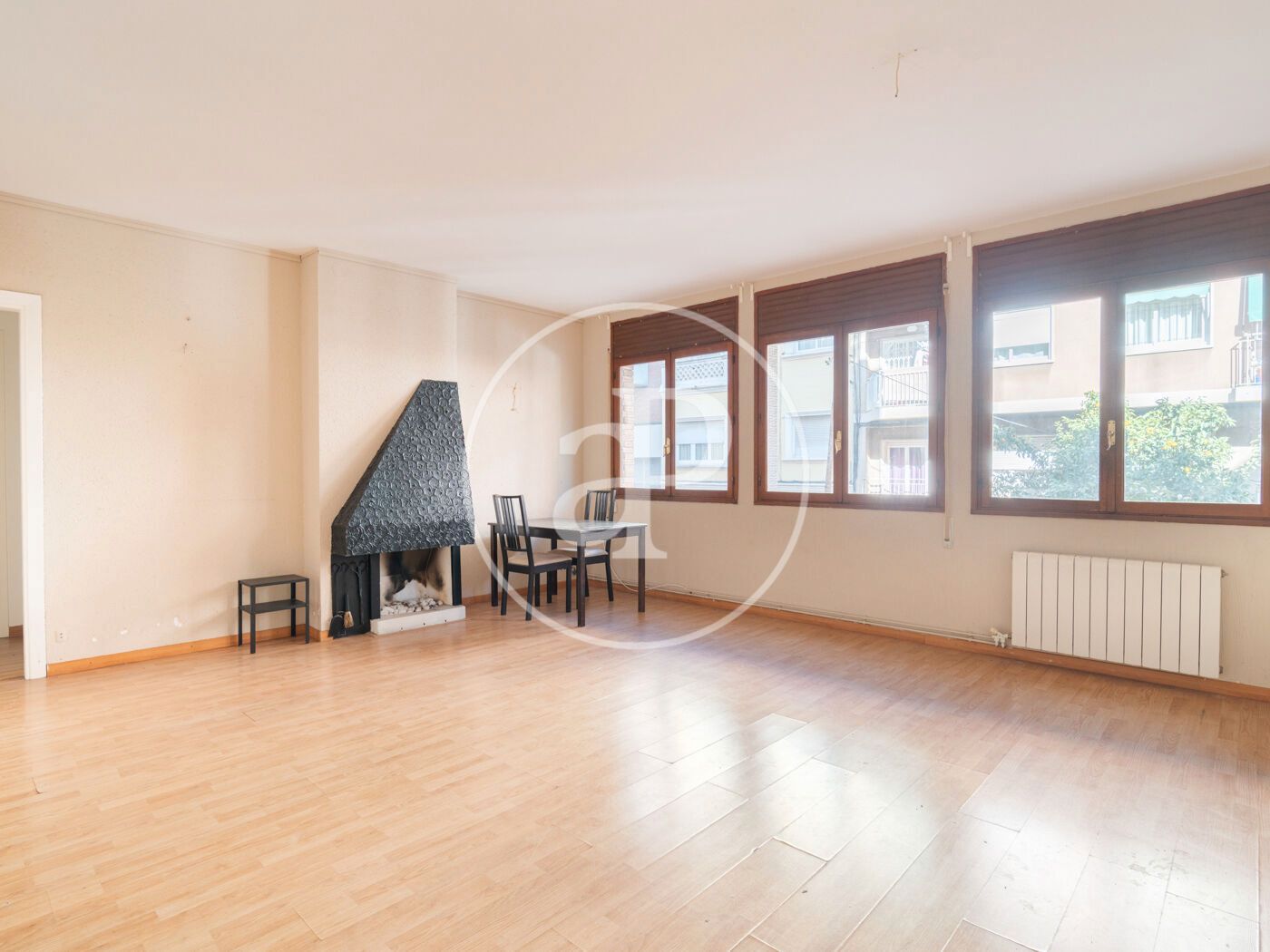 Living room of Flat for sale in  Barcelona Capital  with Air Conditioner, Heating and Balcony