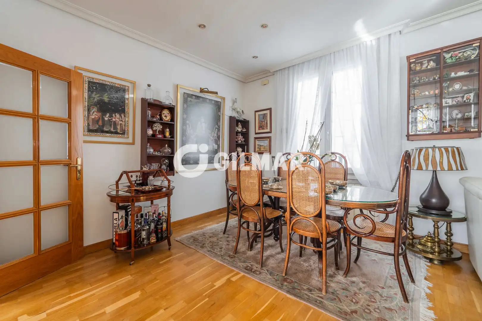 Comedor de Ático en venta en Madrid con Calefacción y Balcón