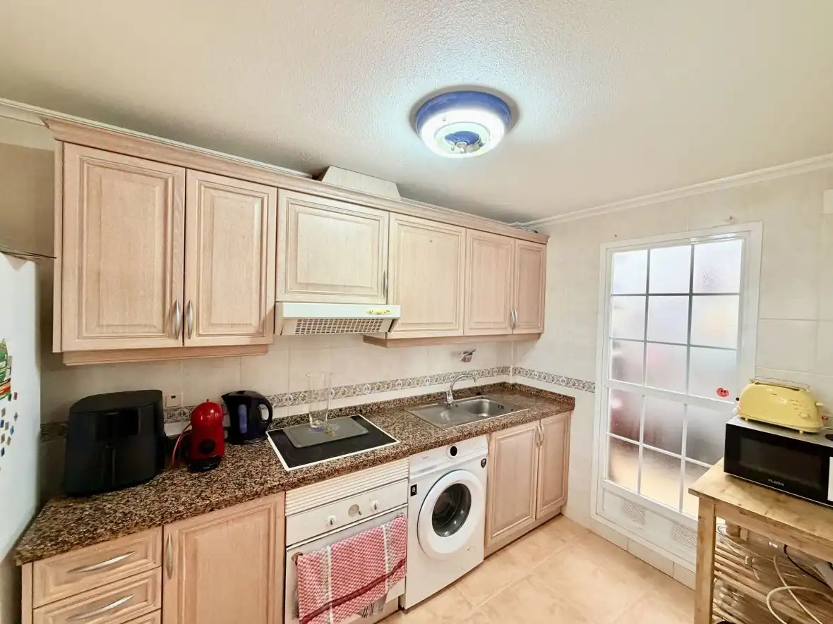 Cocina de Casa o chalet en venta en Santa Pola con Aire acondicionado, Calefacción y Terraza