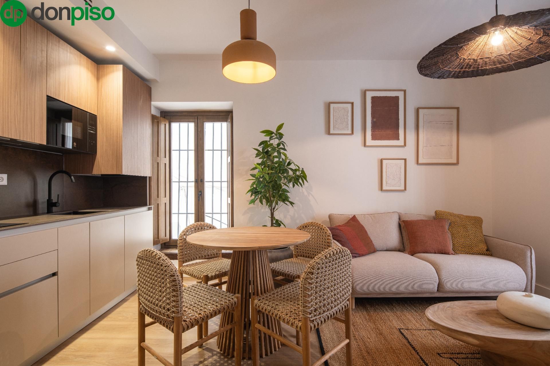 Living room of Flat for sale in  Granada Capital  with Air Conditioner