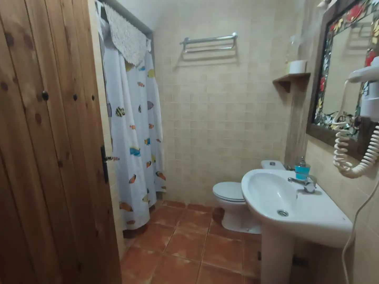 Bany de Finca rústica en venda en Guadix amb Moblat, Forn i Piscina comunitària