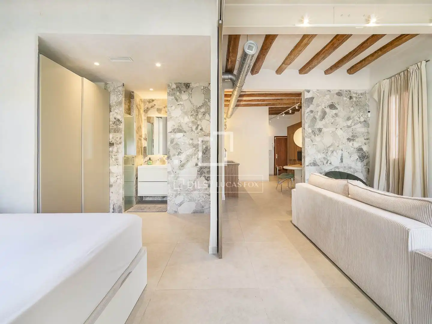 Habitación de Piso en venta en Barcelona con Aire acondicionado, Calefacción y Amueblado