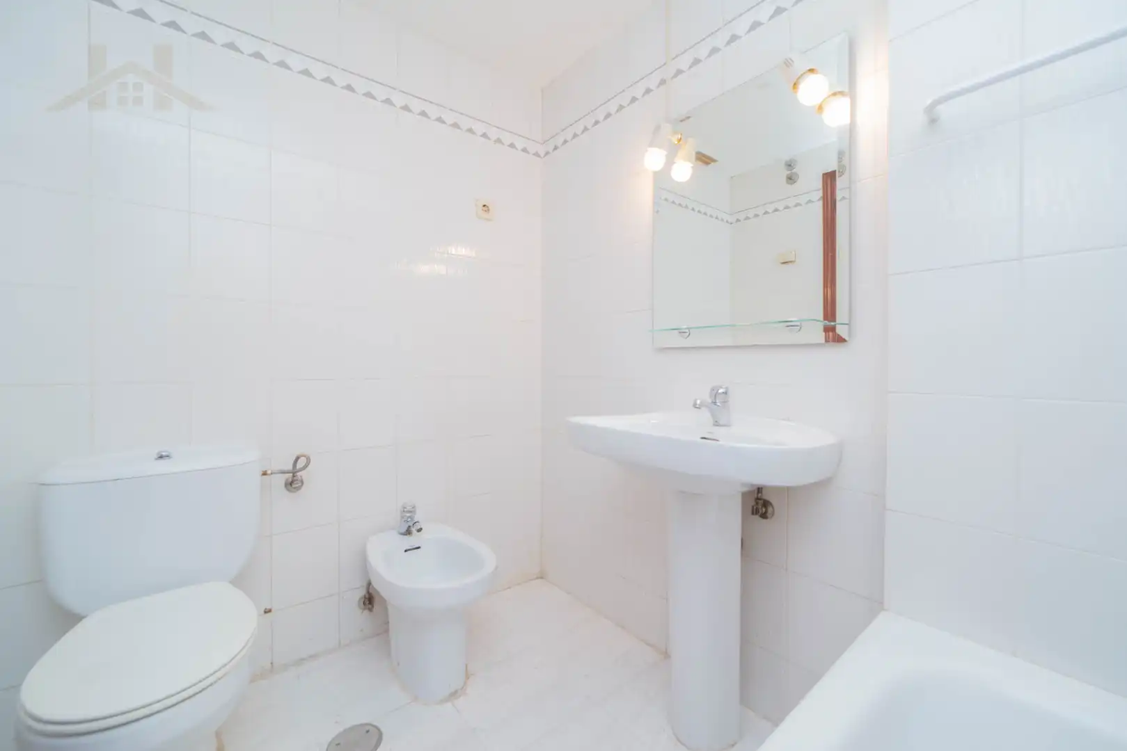 Badezimmer von Wohnung zum Verkauf in Casco Antiguo