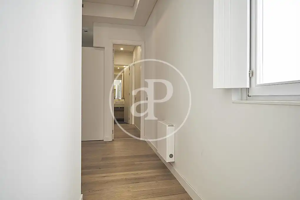 Wohnung zur Miete in Madrid mit Klimaanlage, Heizung und Abstellraum