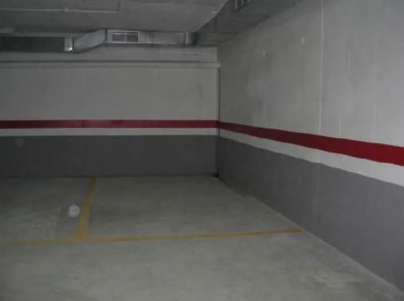 Aparcament de Garatge en venda en A Laracha  