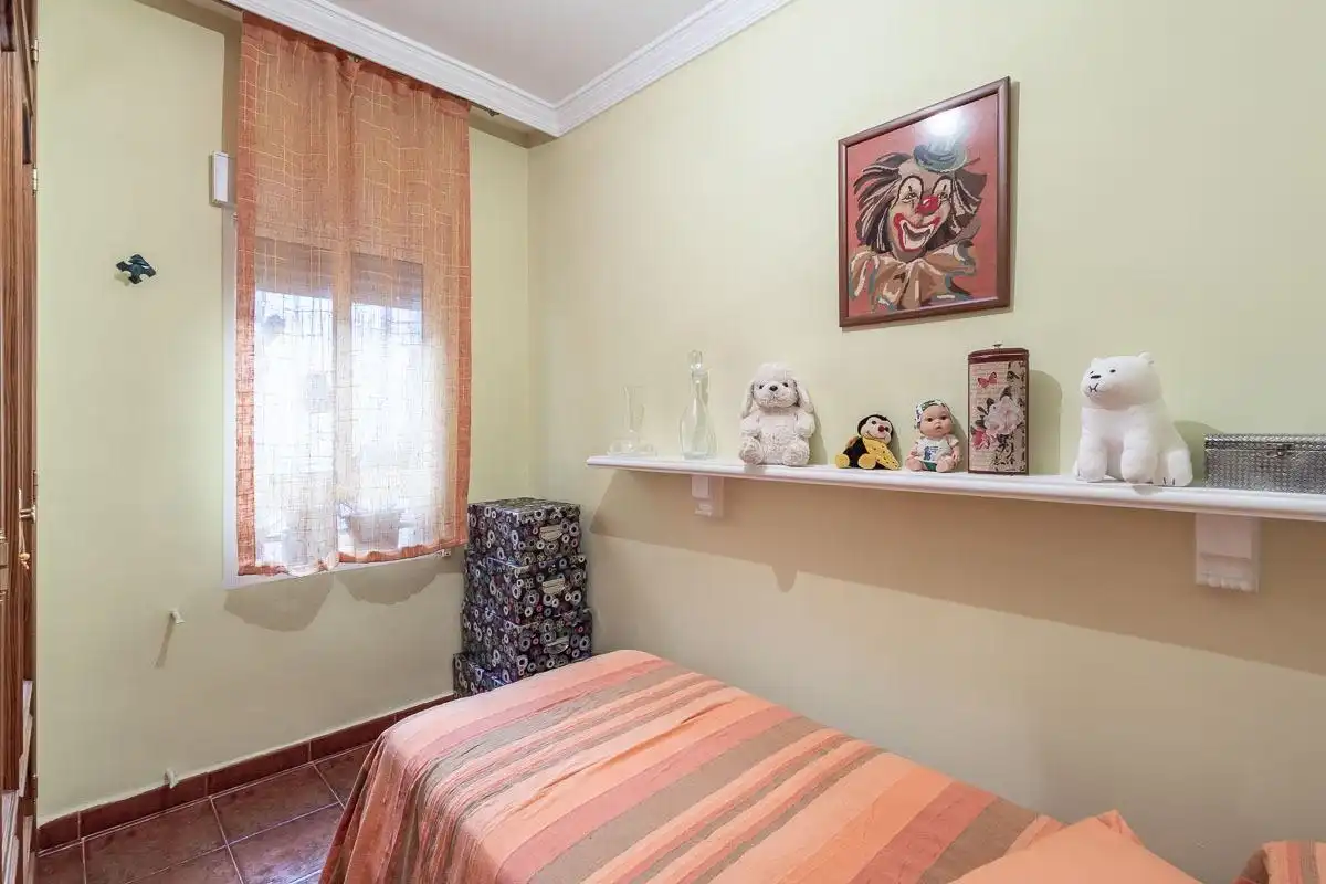 Bedroom of Flat for sale in Granada