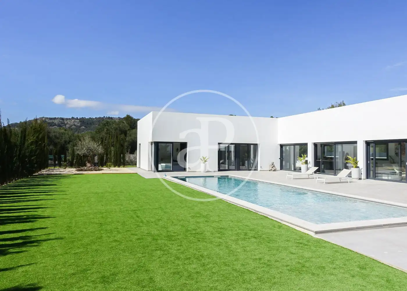 Vista exterior de Casa o xalet de lloguer en Bunyola amb Aire condicionat, Calefacció i Jardí privat