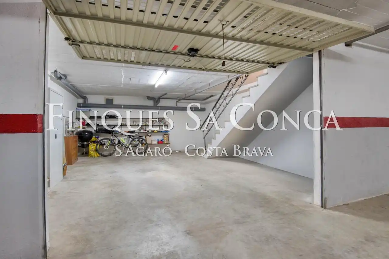 Casa adosada en venta en Castell d'Aro, Platja d'Aro i s'Agaró con Aire acondicionado, Calefacción y Amueblado
