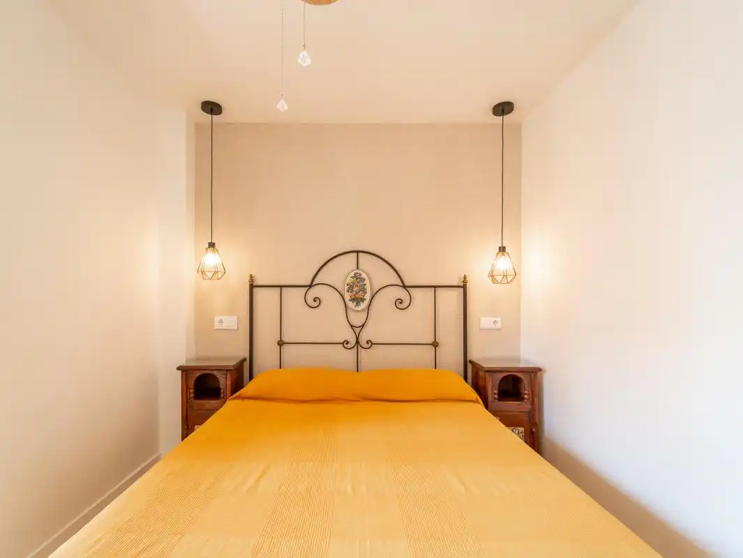Schlafzimmer von Wohnung zur Miete in Málaga mit Klimaanlage, Heizung und Terrasse