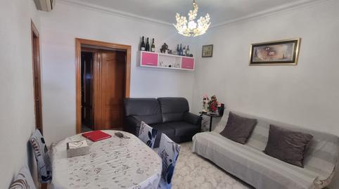 Foto 2 de Casa adosada en venda a Carrer de Núria, 32i, Lloreda, Barcelona