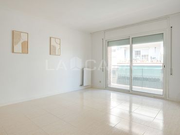 Wohnung mit Balkon zum Verkauf in Centre
