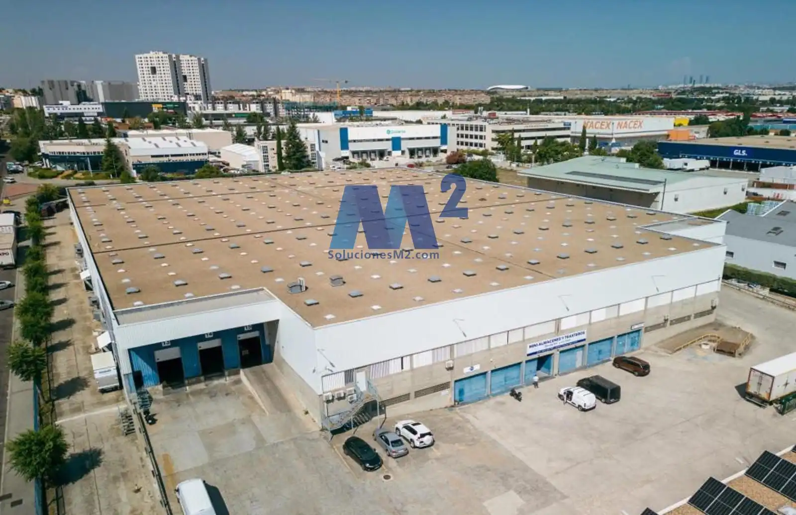 Industrial building to rent in Alcarria