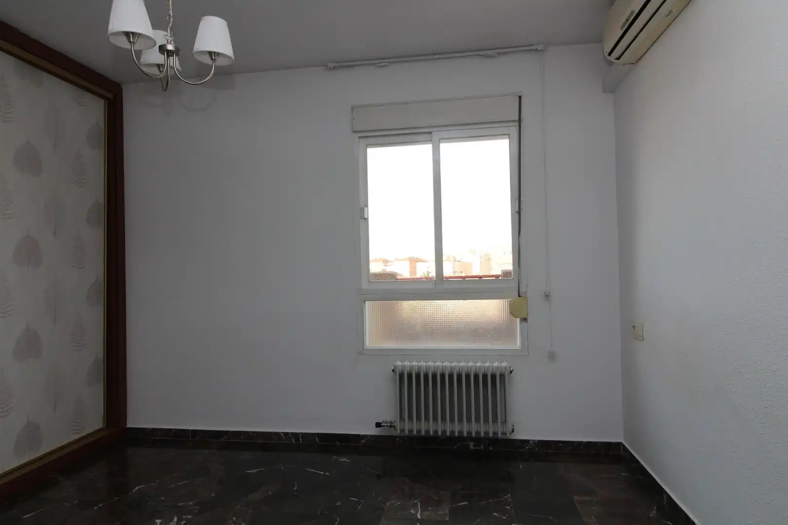 Habitación de Piso de alquiler en Granada con Aire acondicionado, Calefacción y Terraza
