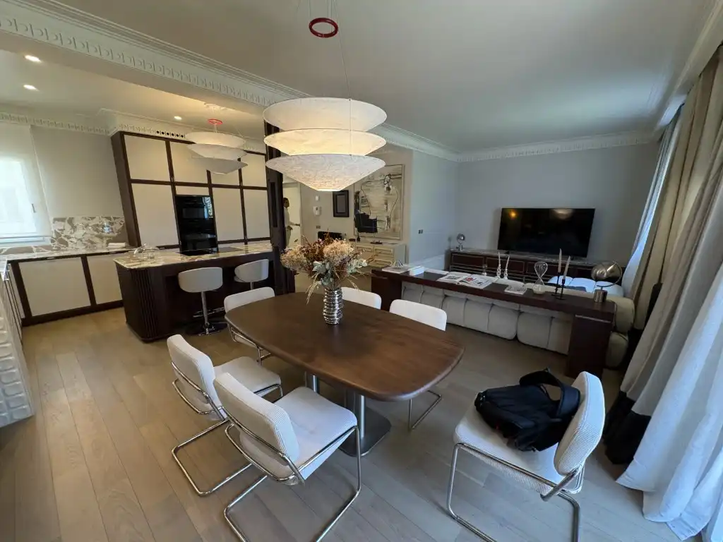 Comedor de Piso en venta en Madrid con Balcón