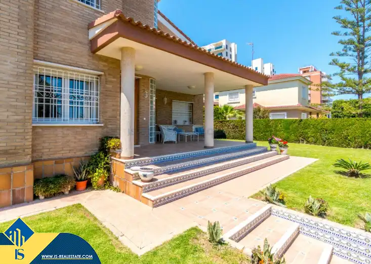 Casa con piscina en venta en Playa del Acequión, Náufragos y Rocío del Mar, imagen 4