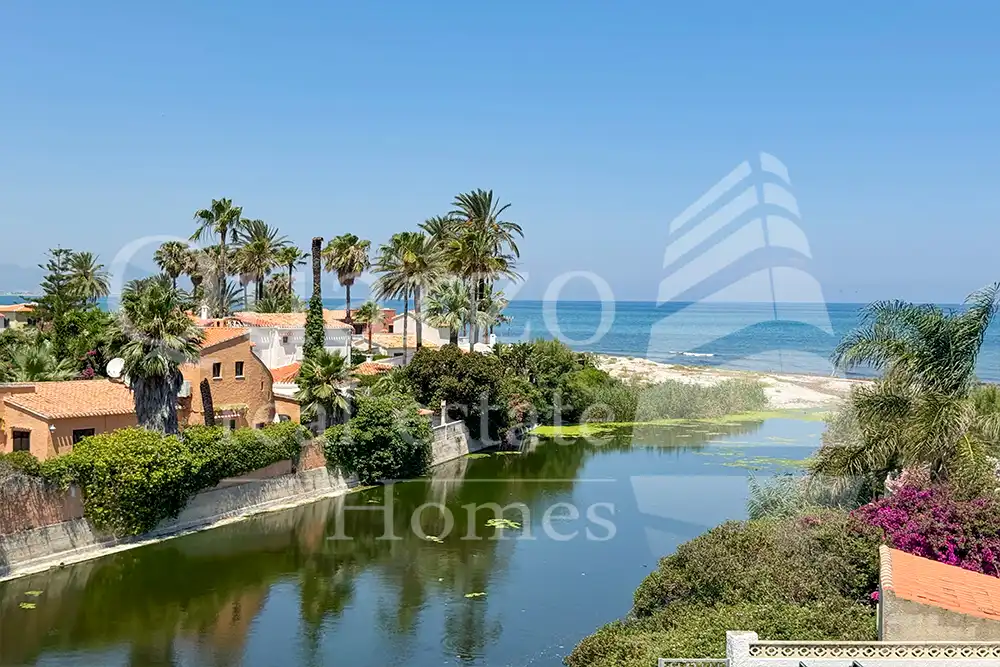 Vista exterior de Apartamento en venta en Dénia con Aire acondicionado, Calefacción y Terraza