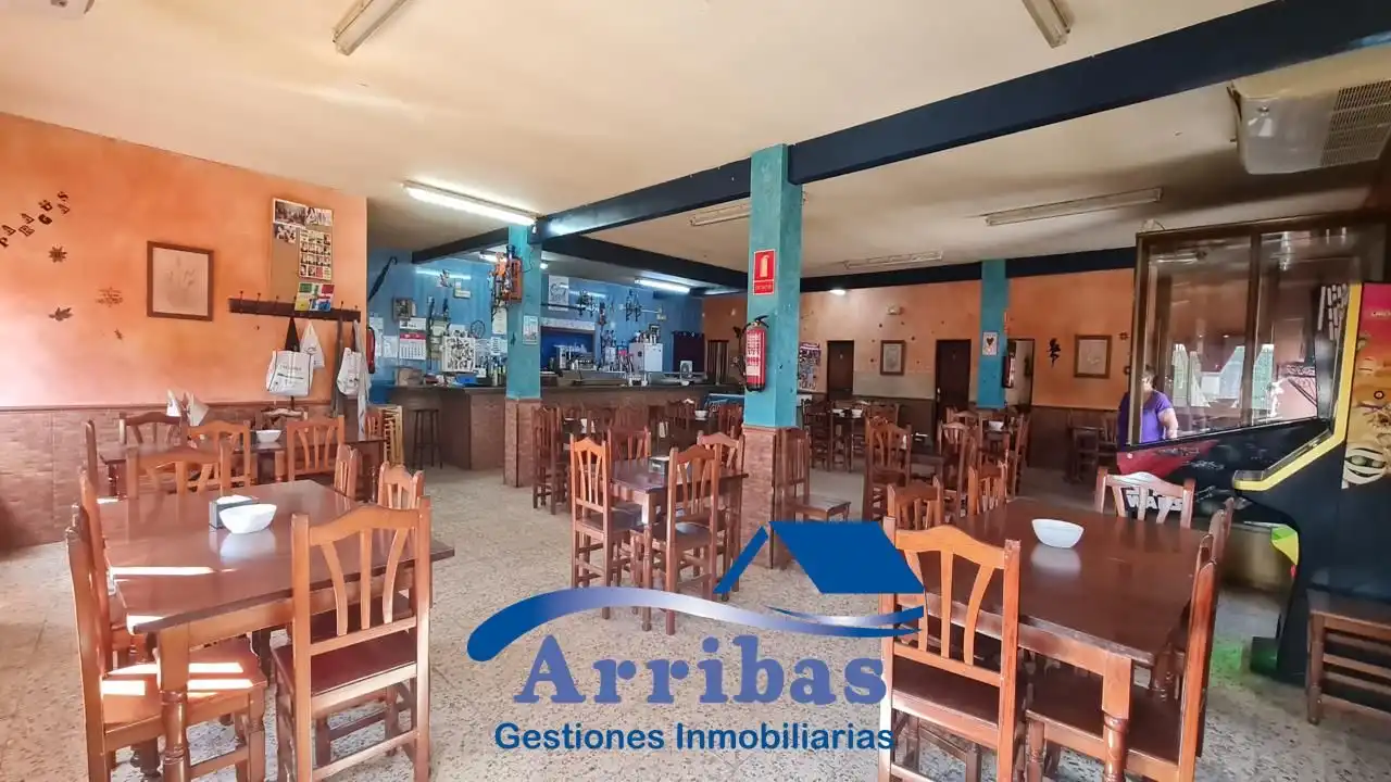 Local en venta en Escalona con Aire acondicionado y Calefacción