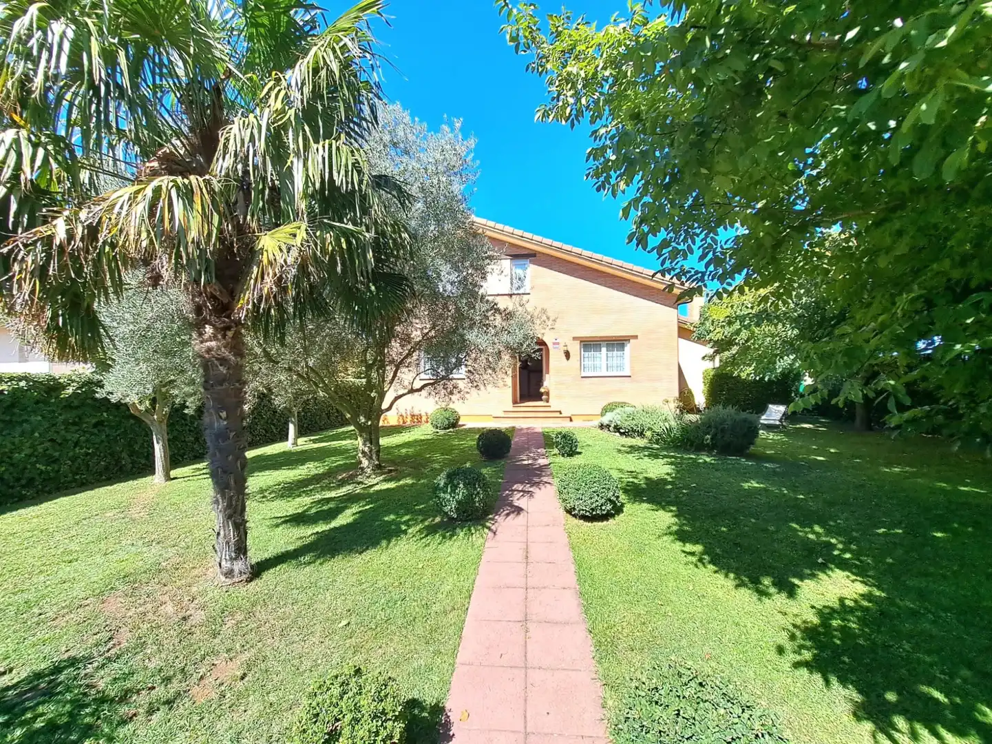 Villa avec jardin à vendre à Calle Hernando de Murillas