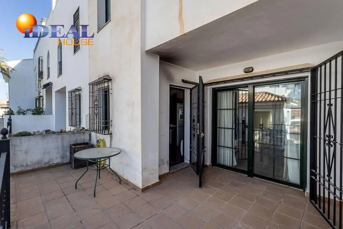 Adosado con piscina en venta en OXFORD 12, imagen 7