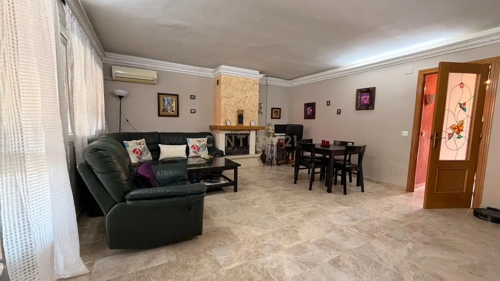 Living room of Detached homes for sale in Málaga  with Air Conditioner, Storage room and Swimming Pool