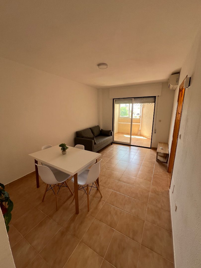 Living room of Flat to rent in Los Alcázares  with Air Conditioner, Swimming Pool and Furnished
