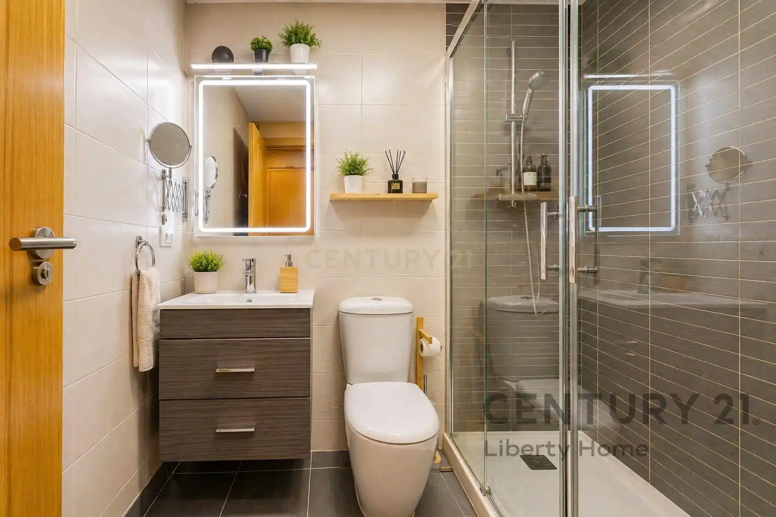 Badezimmer von Maisonette zum Verkauf in Benetússer