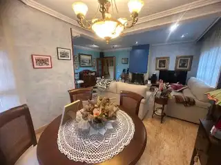 Comedor de Casa o chalet en venta en Villaquilambre con Aire acondicionado, Calefacción y Terraza