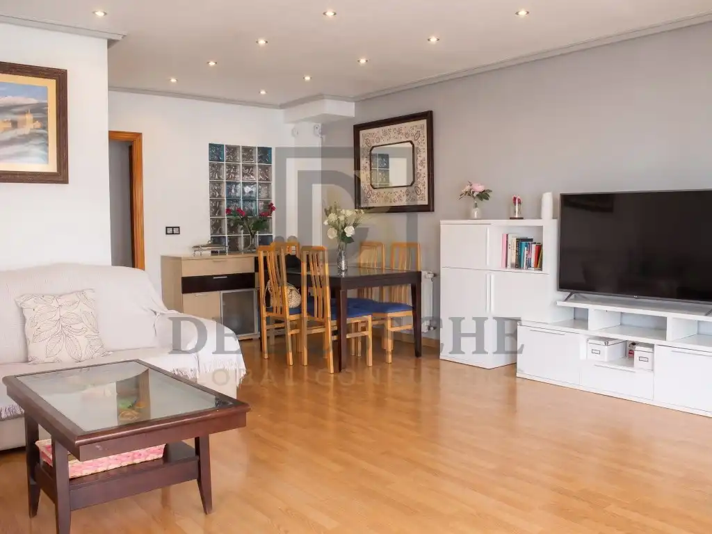 Adosado con piscina en venta en Poligono L-2 Lago Sol, imagen 3