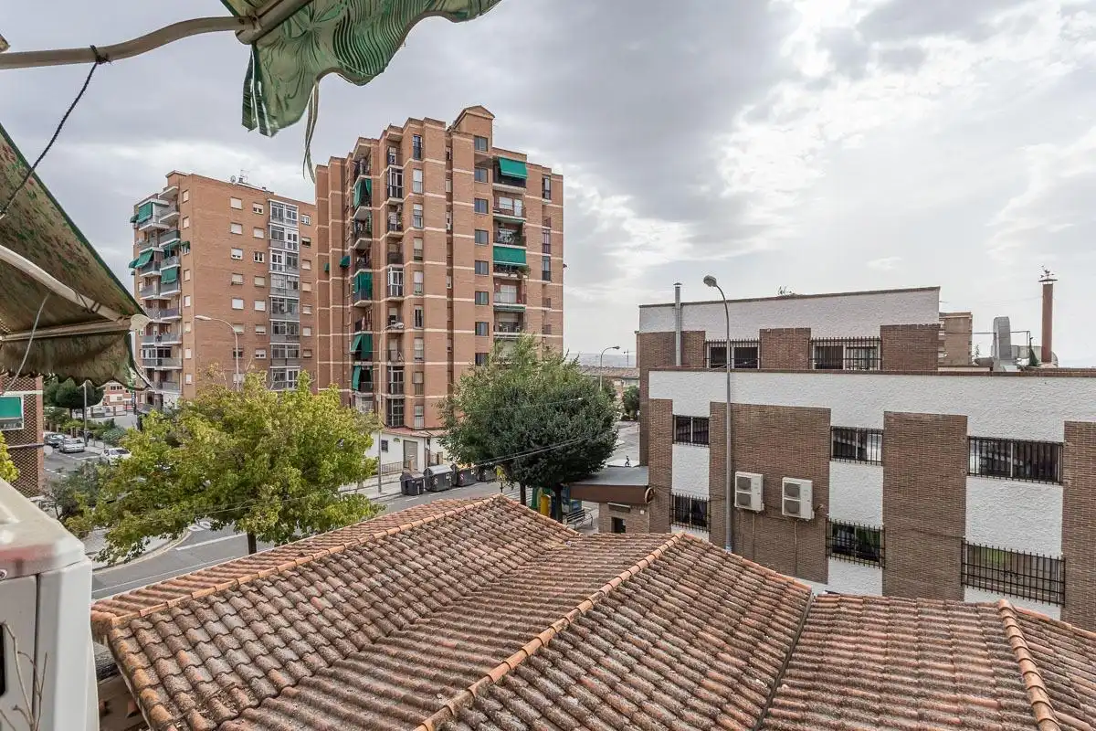 Exterior view of Flat for sale in Granada  with Air Conditioner and Terrace