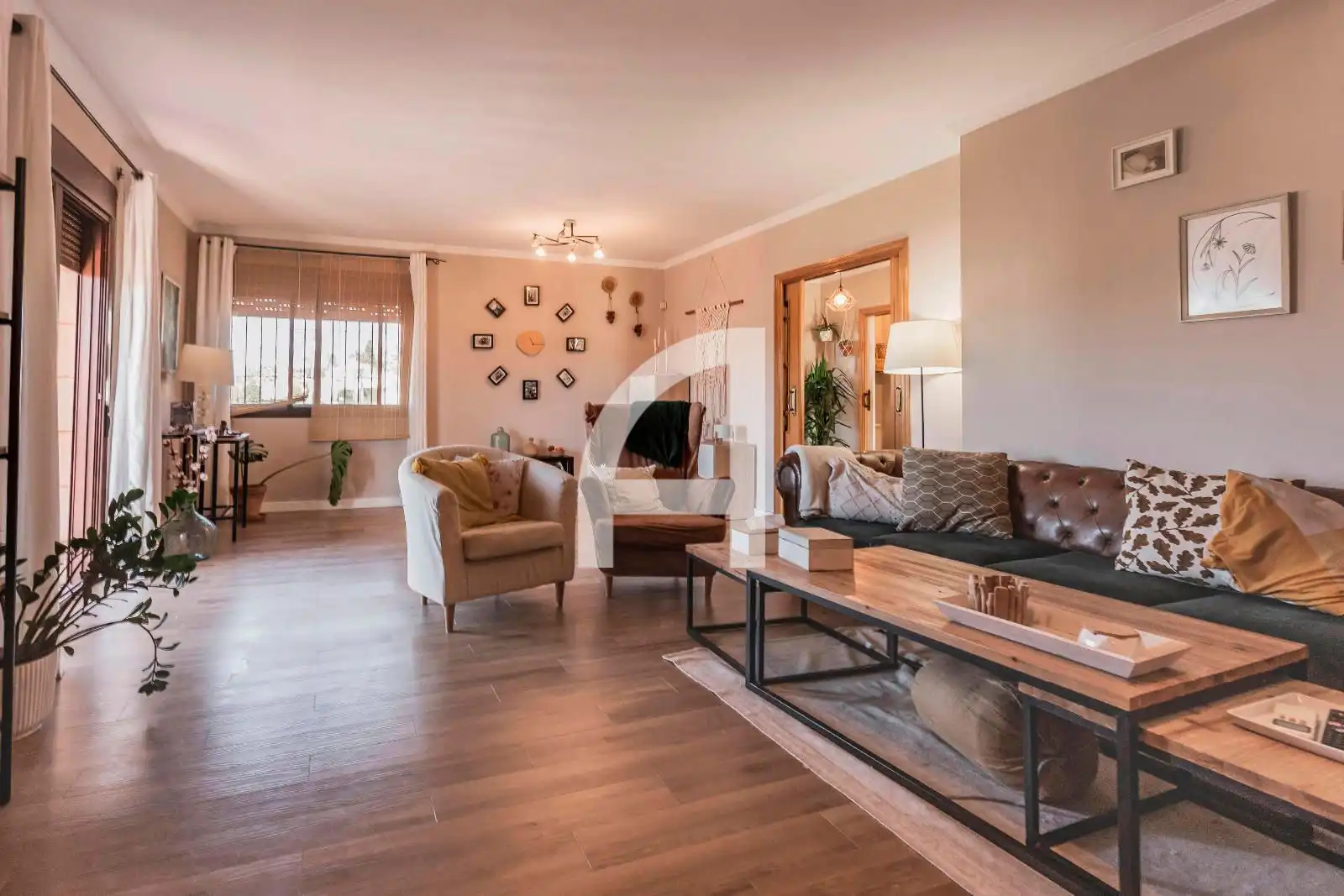 Sala de estar de Casa o chalet en venta en Mijas con Aire acondicionado, Calefacción y Piscina