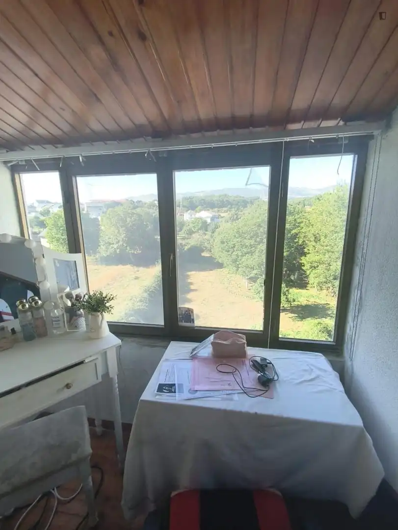 Casa o chalet para compartir en A Pobra de Trives  con Calefacción, Amueblado y Horno