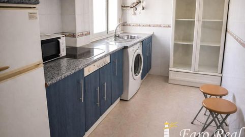 Foto 3 de Apartamento en venta en V Centenario - Piletas - Capuchinos, Sanlúcar de Barrameda