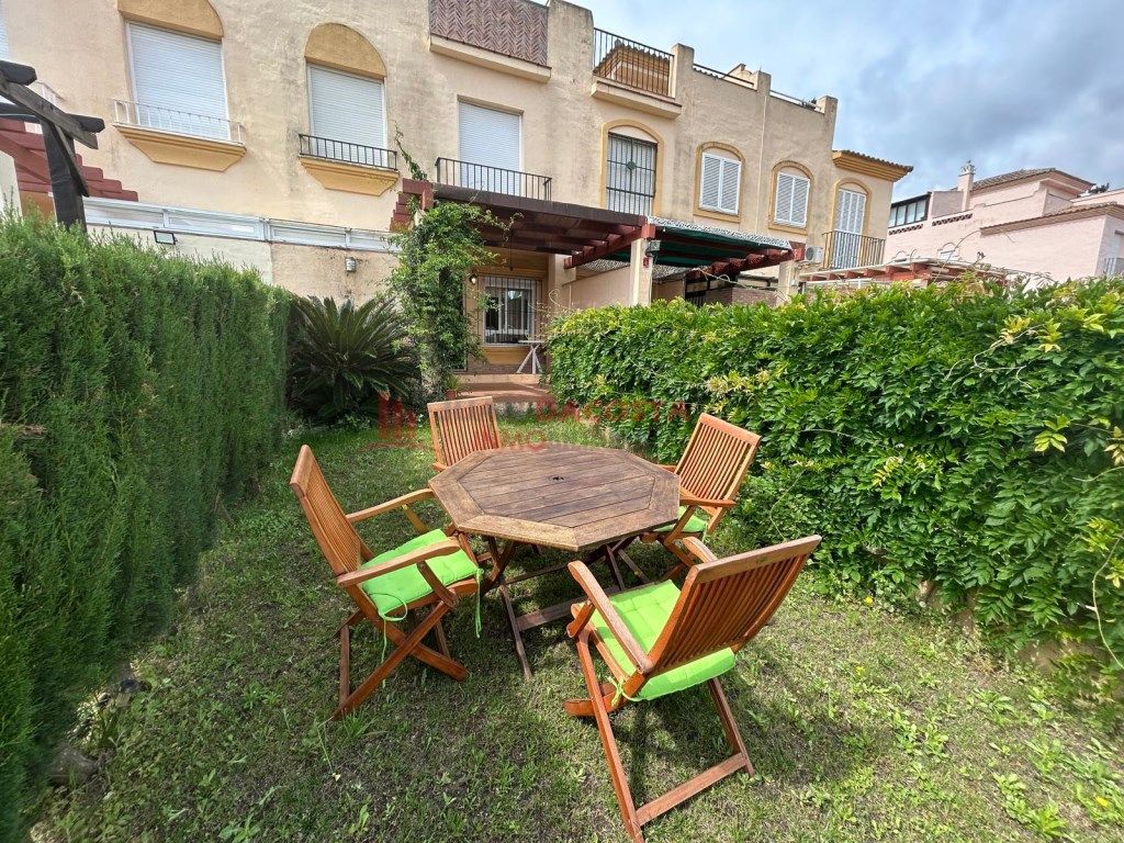 Jardí de Casa adosada de lloguer en Islantilla