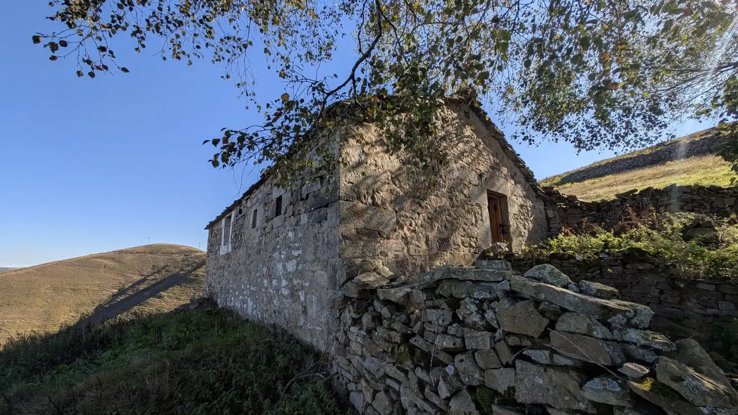 Landhaus zum Verkauf in VEGALOSVAOS 2127, imagen 2