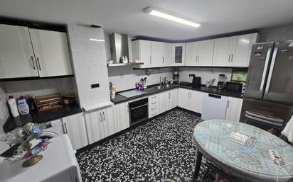 Kitchen of House or chalet for sale in  Córdoba Capital  with Air Conditioner, Heating and Terrace