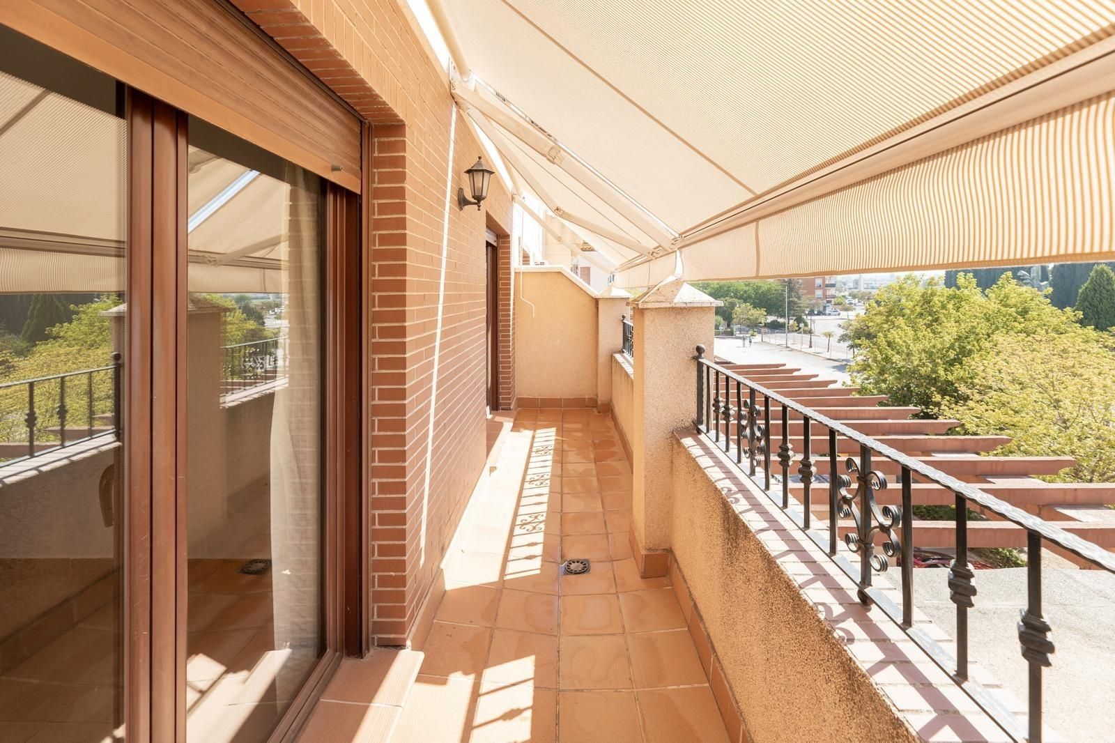 Terraza de Piso en venta en Atarfe con Trastero y Balcón